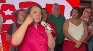Leia mais sobre o artigo “Chegamos para trabalhar e construir uma vitória com o pé no chão, com o sorriso no rosto e o brilho no olhar de vencedores!” Afirma Larissa ao ser anunciada pré-candidata a vice de Cadu de Lula