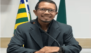 Leia mais sobre o artigo Vereador de 47 anos morre após ataque de abelhas no interior do Piauí