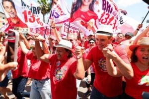 Leia mais sobre o artigo Cadu de Lula arrasta militância em primeiro ato de campanha em Natal