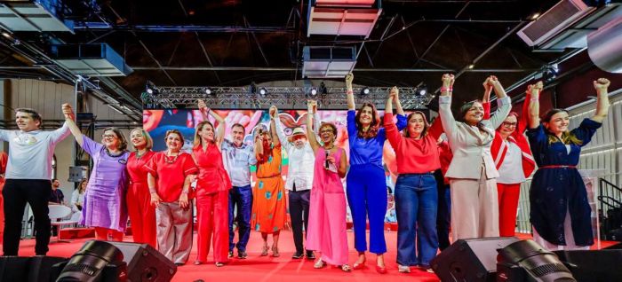 Leia mais sobre o artigo Ao lado de Lula, Samanda reforça compromisso de representar as mulheres potiguares no Senado