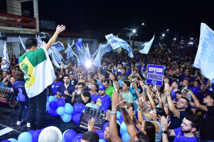 Leia mais sobre o artigo Multidão toma as ruas de Monte Alegre no lançamento da campanha de Kleber Rodrigues
