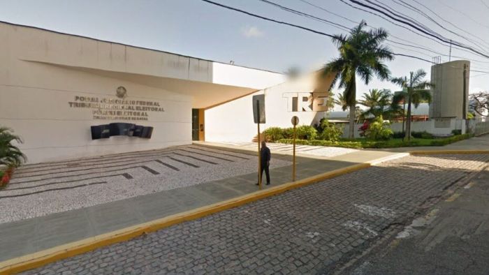 No momento, você está visualizando URGENTE: Pesquisa que colocou Álvaro na frente vira caso de polícia; MP manda PF abrir inquérito