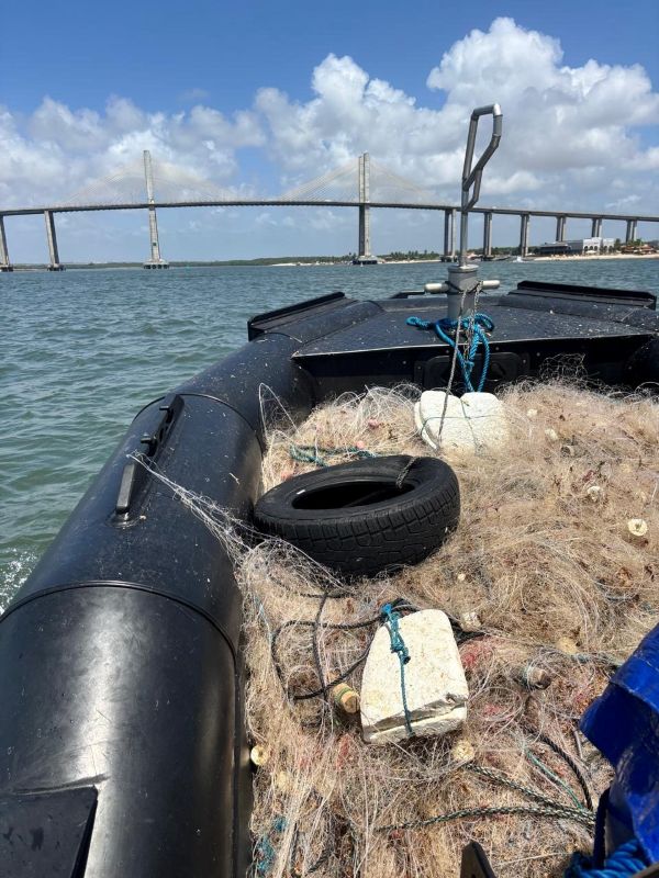 Leia mais sobre o artigo Operação apreende mais de 4 mil metros de redes usadas na pesca ilegal de lagosta no RN