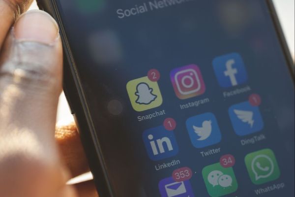No momento, você está visualizando Justiça determina retirada de publicações ofensivas em redes de ‘criadora de conteúdo digital’