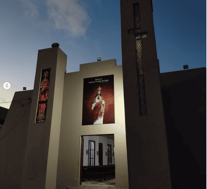 Leia mais sobre o artigo Poço Branco celebra 1º ano de criação da Paróquia do Sagrado Coração de Jesus com reabertura da Igreja Matriz