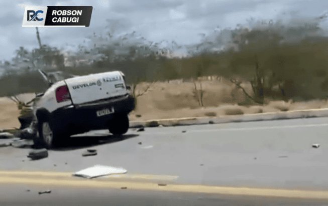Leia mais sobre o artigo Colisão entre carro e caminhão deixa uma pessoa morta na BR-304 em Angicos