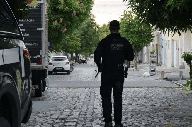 Leia mais sobre o artigo Polícia Civil prende suspeito de homicídio cometido há 12 anos em Alto do Rodrigues