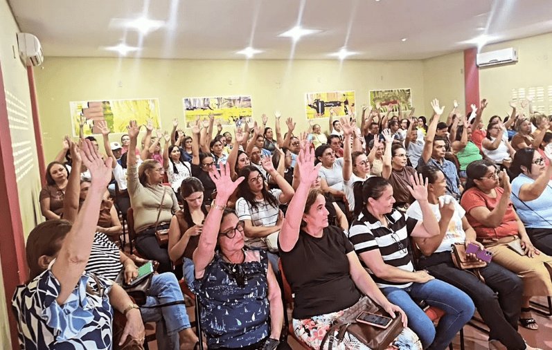 No momento, você está visualizando SINTE-RN de João Câmara aprova judicialização coletiva do abono de permanência