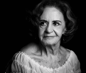 Leia mais sobre o artigo Morre atriz Laura Cardoso aos 98 anos, em São Paulo