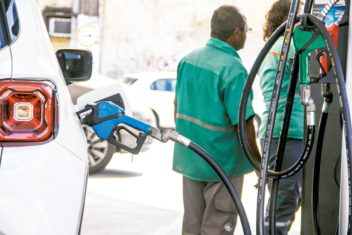Leia mais sobre o artigo Natal tem 3ª gasolina mais cara entre capitais do Nordeste, aponta ANP
