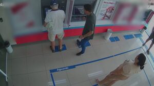 Leia mais sobre o artigo Irmãos aplicam golpe em turista italiano que usava caixa eletrônico em Natal e acabam presos