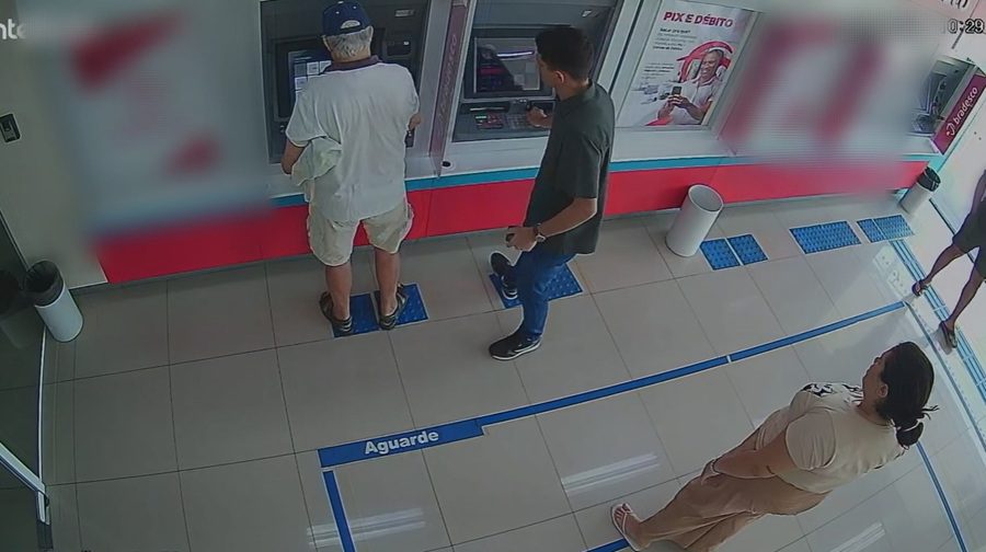 Leia mais sobre o artigo Irmãos aplicam golpe em turista italiano que usava caixa eletrônico em Natal e acabam presos