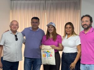 Leia mais sobre o artigo Nina Souza amplia apoio político no RN com adesão de prefeitos e lideranças