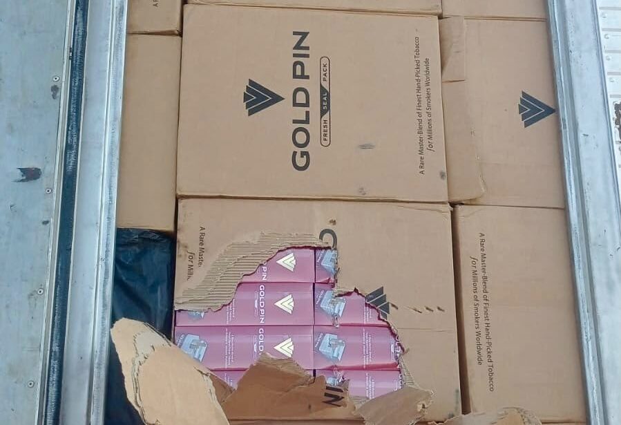 Leia mais sobre o artigo PRF apreende cerca de 400 caixas de cigarros contrabandeados no interior do RN