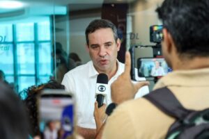 Leia mais sobre o artigo Cadu de Lula se reúne com líderes lojistas de Natal e apresenta compromissos para o futuro da economia potiguar