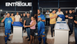 Leia mais sobre o artigo Pedra Grande: em dia de comemoração, prefeito Pedro Henrique inaugura campo de futebol society na comunidade de Barreiros