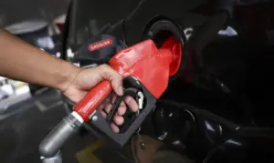 Leia mais sobre o artigo Nova lei aumenta penas para furto e roubo de combustíveis