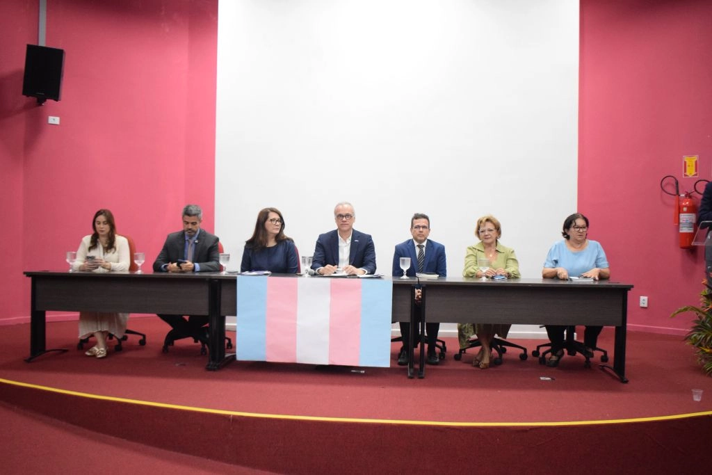 Leia mais sobre o artigo TJRN participa de ação que garante reconhecimento civil a 28 pessoas transexuais e travestis