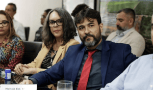 Leia mais sobre o artigo Governo do RN anuncia saídas de Helton Edi e Arméli Brennand da Seap; Coronel Araújo assume a pasta