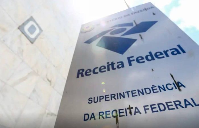 Leia mais sobre o artigo Receita investiga mais de R$ 160 milhões em créditos inexistentes usados por municípios