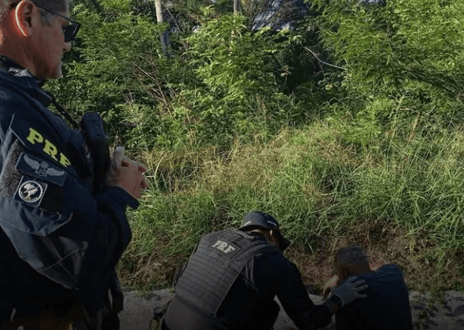 No momento, você está visualizando PRF presta primeiros socorros a vítima durante ronda na BR-226, em Natal