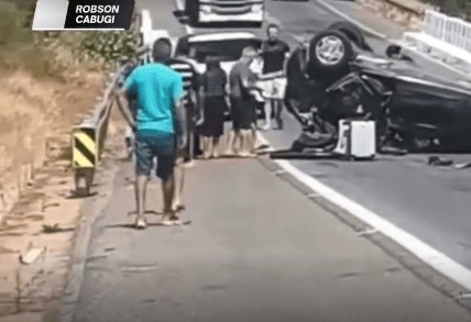 Leia mais sobre o artigo Mais um acidente na BR 304 deixa pelo menos quatro pessoas feridas entre Angicos e Assú