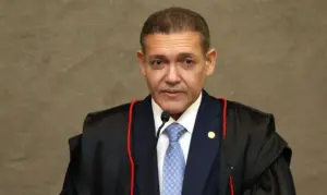 Leia mais sobre o artigo Presidente do TSE fará pronunciamento no rádio e na TV neste sábado