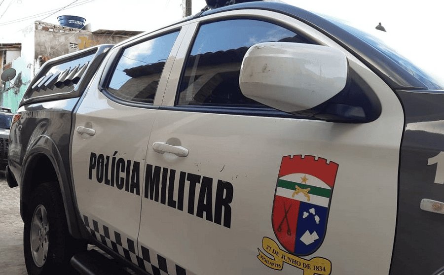 Leia mais sobre o artigo Sargento da PM e esposa são encontrados mortos dentro de casa na Grande Natal