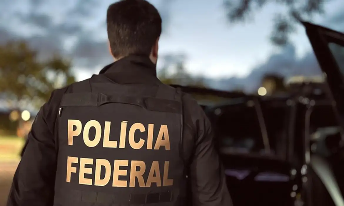 Leia mais sobre o artigo PF faz nova ação contra suspeitos de lavagem de dinheiro em postos