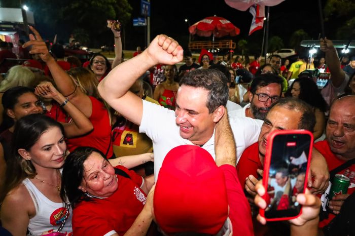 Leia mais sobre o artigo Cadu de Lula celebra ida ao segundo turno e convoca militância para a vitória no Rio Grande do Norte