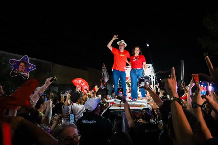 Leia mais sobre o artigo Cadu de Lula mobiliza ‘mar de gente’ com Piseiro do 13 nas ruas de Mossoró