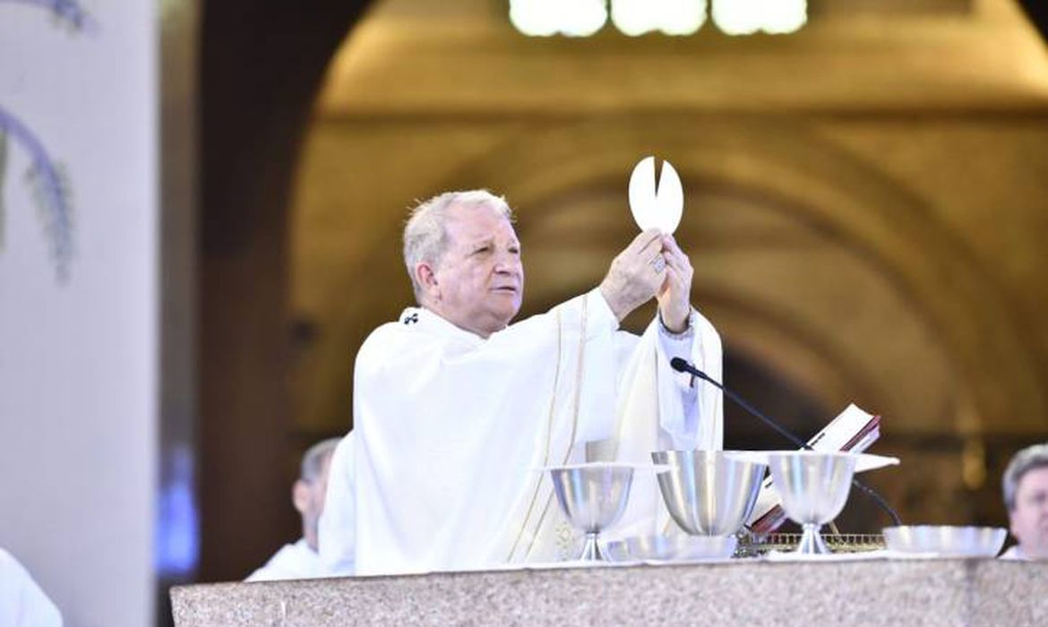 Leia mais sobre o artigo Arcebispo de Aparecida pede desarmamento e atenção à fome e à pobreza
