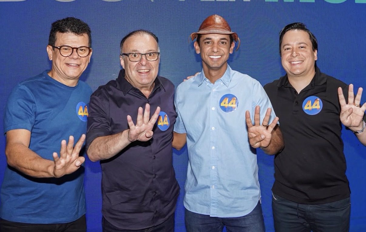 Leia mais sobre o artigo Allyson recebe apoio de Dr. Kerginaldo, Juninho Saia Rodada e prefeito de Caraúbas