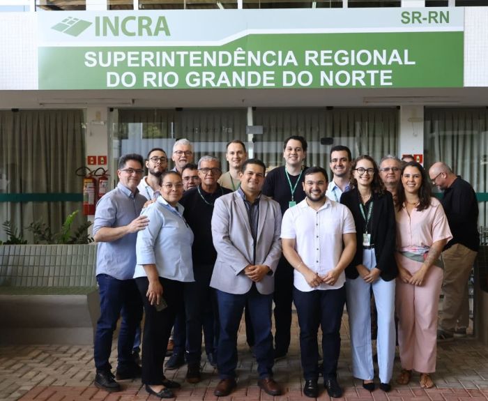 Leia mais sobre o artigo Em Natal, ministro da Pesca destaca lançamento do Pronaf Azul e expansão dos PAEs pesqueiros durante evento no Incra