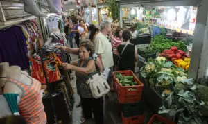 Leia mais sobre o artigo Cortes em auxílios sociais podem gerar retração em cidades do interior