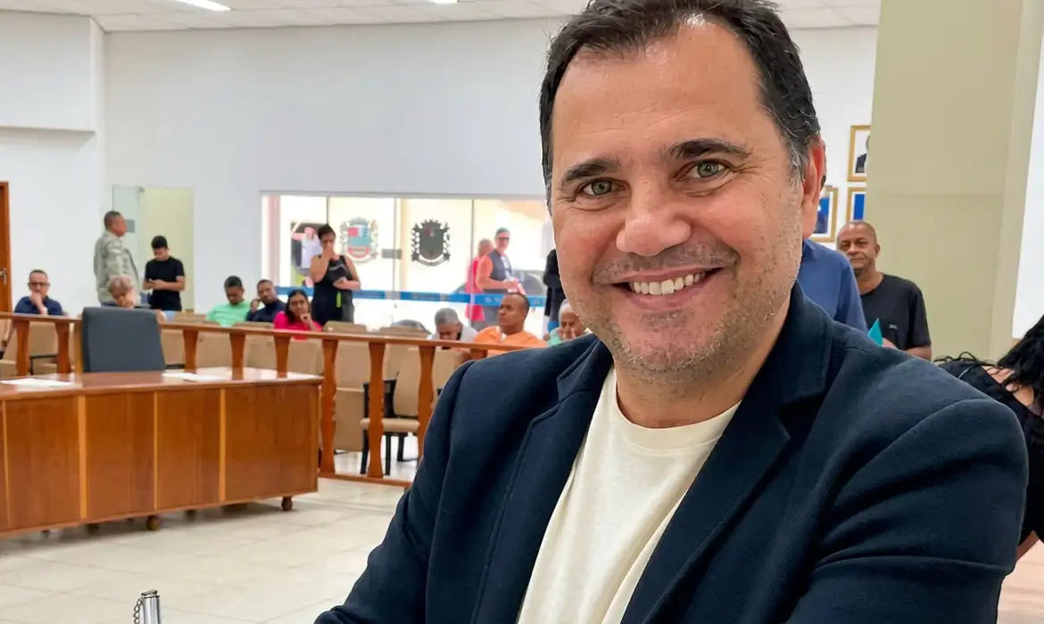 Leia mais sobre o artigo Secretário de Desenvolvimento Econômico do município de Queimados, no Rio, morre baleado em abordagem da PM