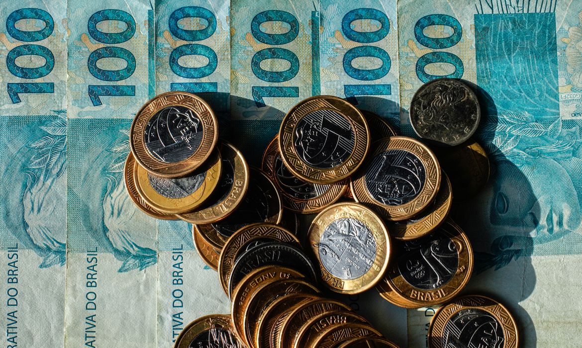Leia mais sobre o artigo Inflação oficial de setembro fica em 0,82%, mostra IBGE