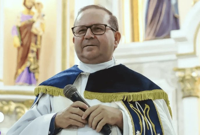 No momento, voc&ecirc; est&aacute; visualizando Jo&atilde;o C&acirc;mara: Monsenhor Josino celebra 21 anos de ordena&ccedil;&atilde;o sacerdotal